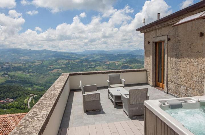 Titano Suites سان مارينو المظهر الخارجي الصورة