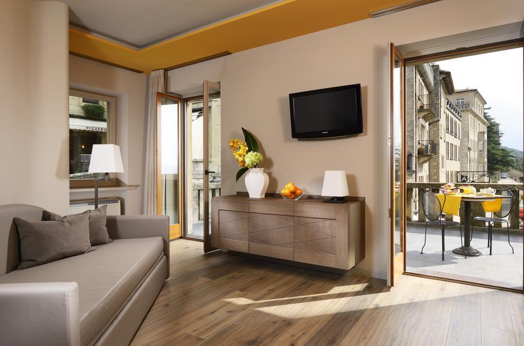 Titano Suites سان مارينو الغرفة الصورة