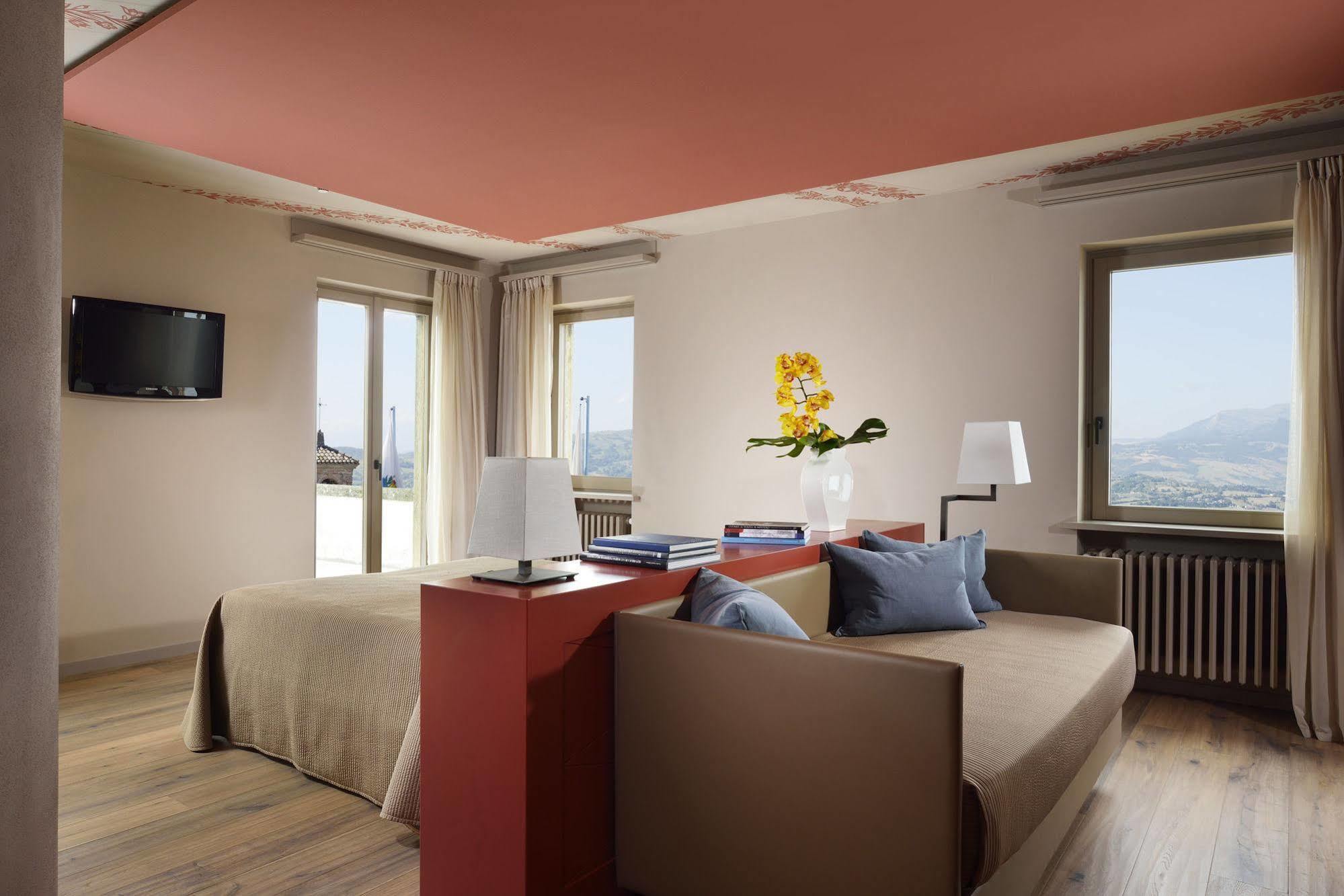 Titano Suites سان مارينو المظهر الخارجي الصورة